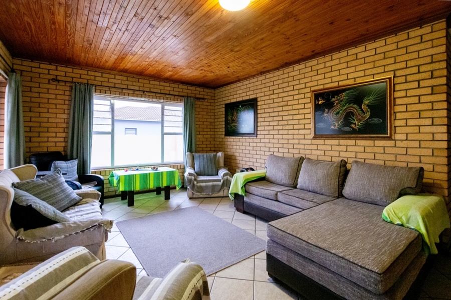 4 Bedroom Property for Sale in Port Owen Western Cape